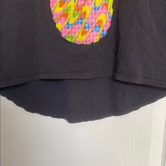 Gray Pineapple Graphic Tee - Picture 4 of 8